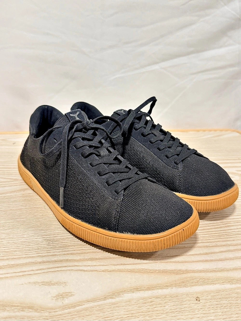Flux Adapt Knit Trainer Knit Sneakers Black/Gum KT Women’s US 10